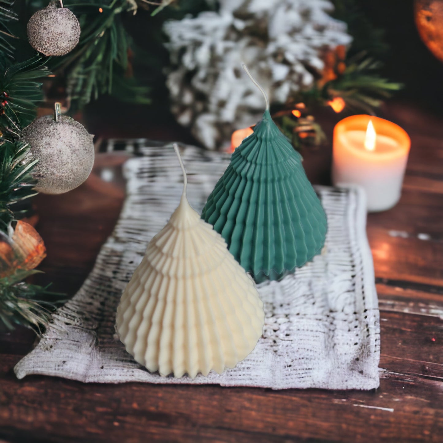 Grosse Bougie décorative sapin de Noël senteur sapin